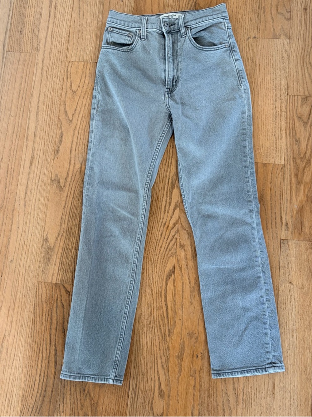 Abercrombie & Fitch The Ankle Straight Ultra High Rise Jeans